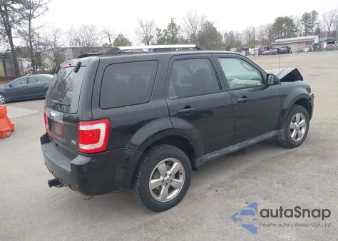 2011 Ford Escape Limited z USA, uszkodzony, nr VIN 1FMCU9EG8BKA86110